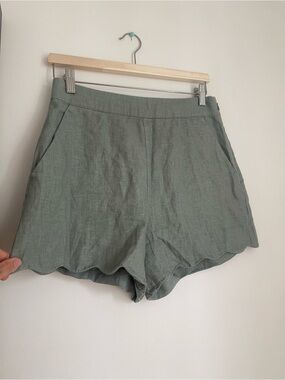 Linen High-Waist Scallop Hem Shorts - Sage Green